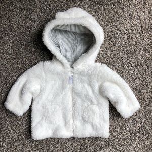 ✳️6/$20✳️ Carter’s Bear Ears Hoodie Coat
